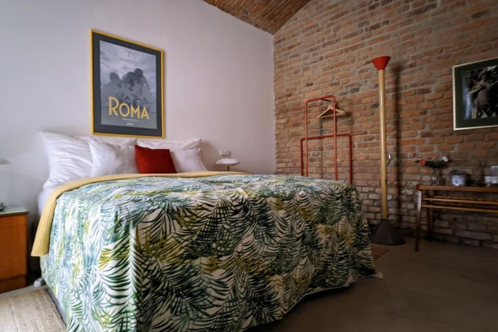 Romantic And Atypical Apartments In Prague'S Montmartre Exterior foto
